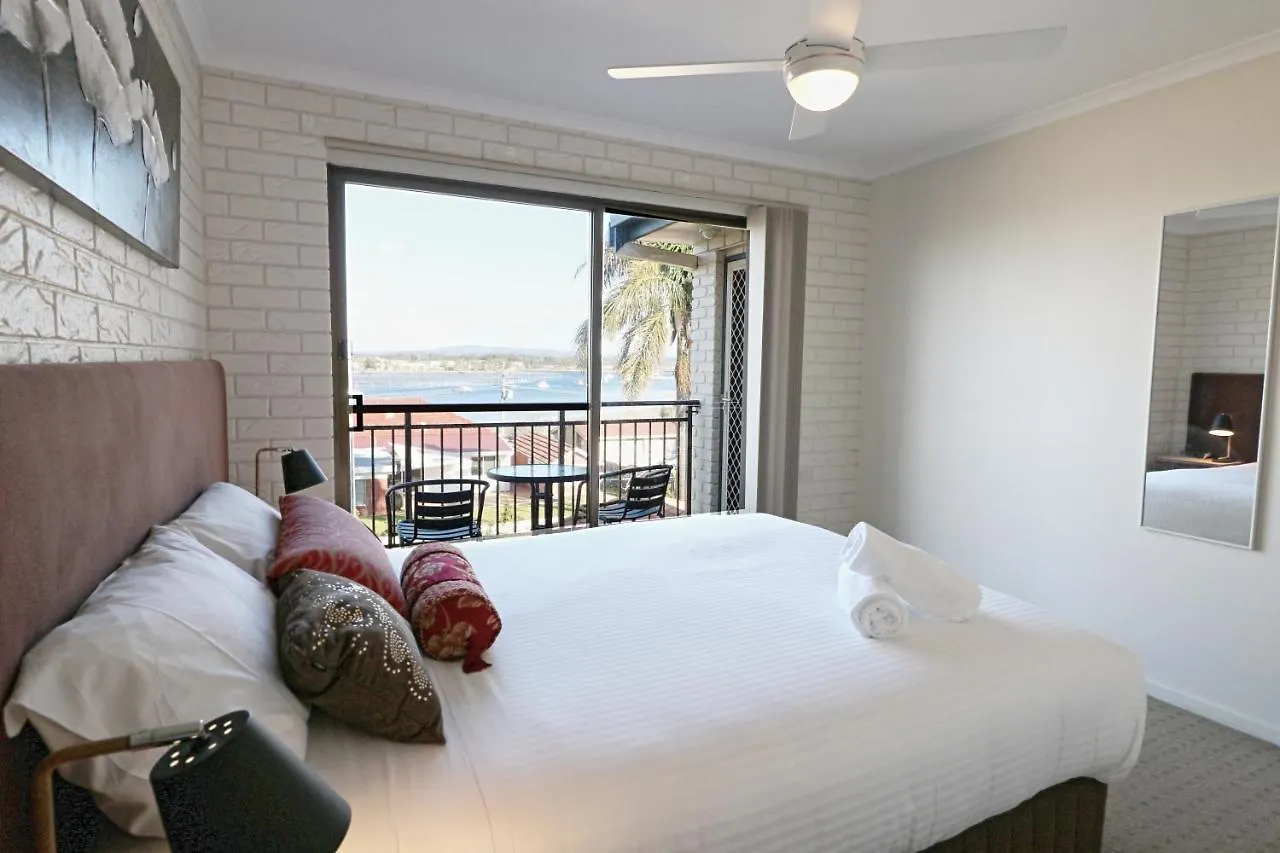 Capri Apartments Merimbula 0*,  Australia