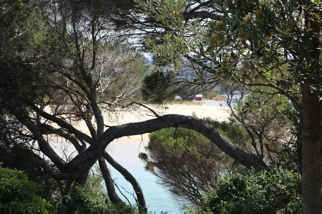 Capri Apartments Merimbula 0*,  Australia