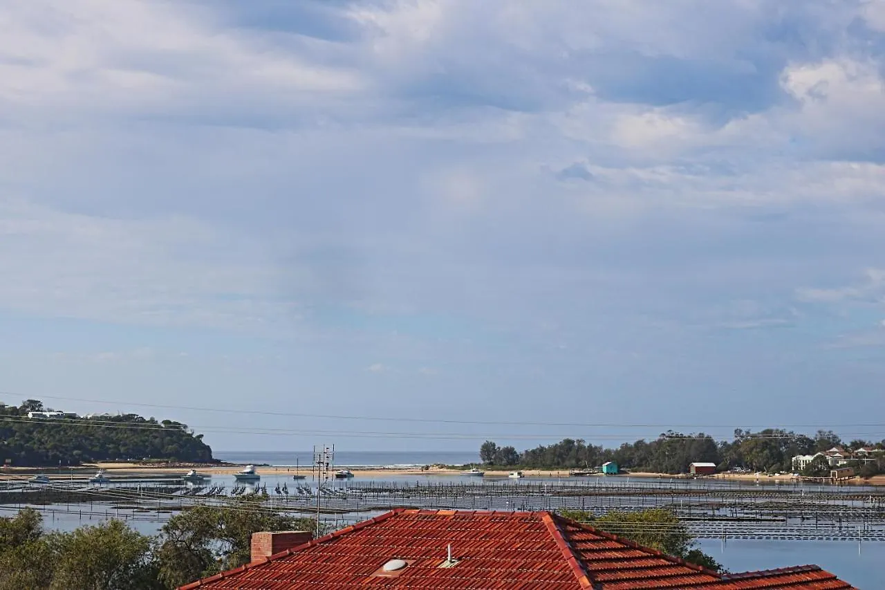 Capri Apartments Merimbula 0*,  Australia